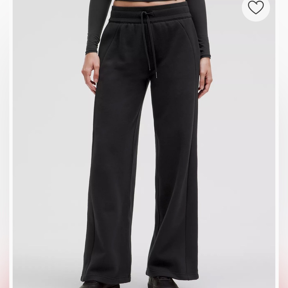 Lululemon Scuba MidRise Wide Leg Pants